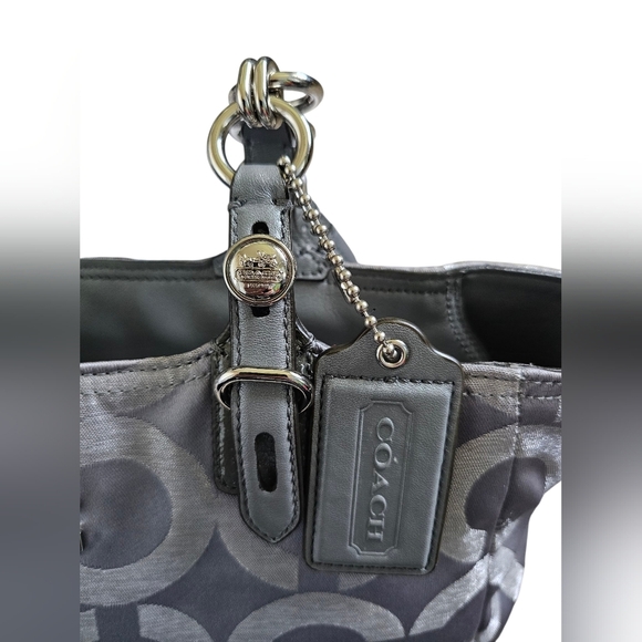 Coach Mia Op Art Gray Metallic Signature Tote With Dust Bag. New With Out Tags - Picture 8 of 15